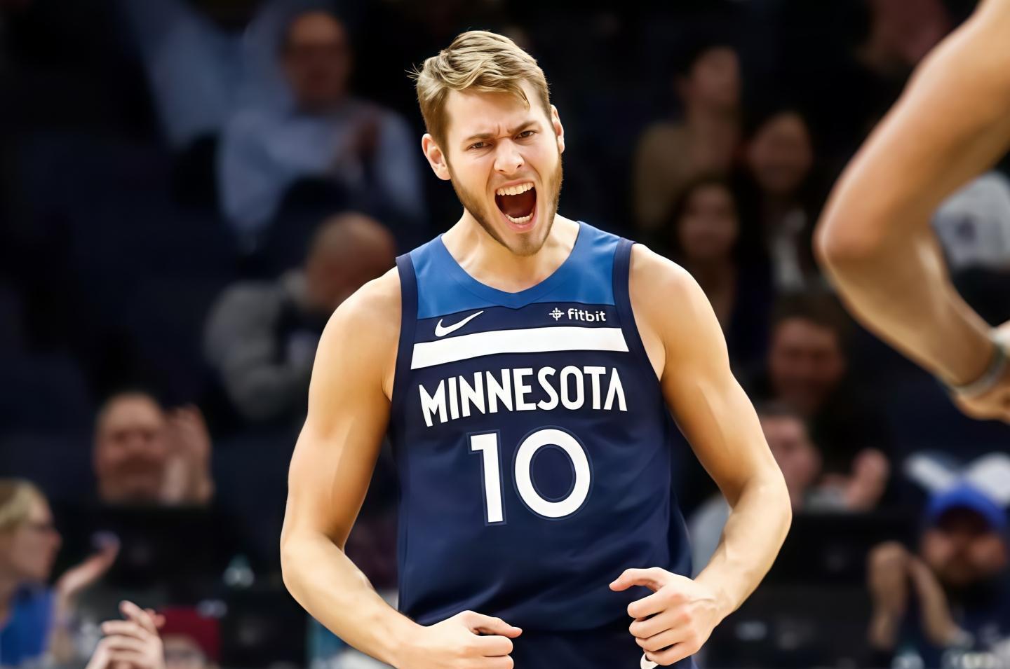 在对抗激烈, 场最高的, 位置 在对抗激烈, 场最高的, 位置